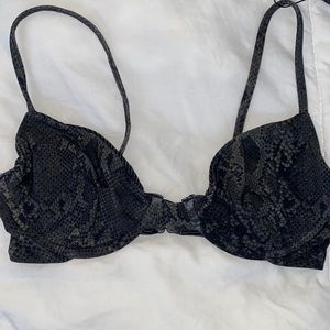 ACACIA Manhattan Top